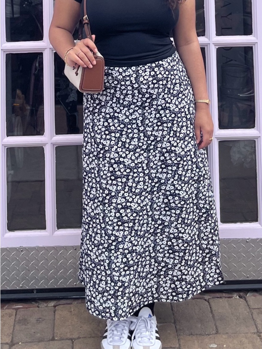 Black Daisy Print Maxi Skirt - Casual Everyday